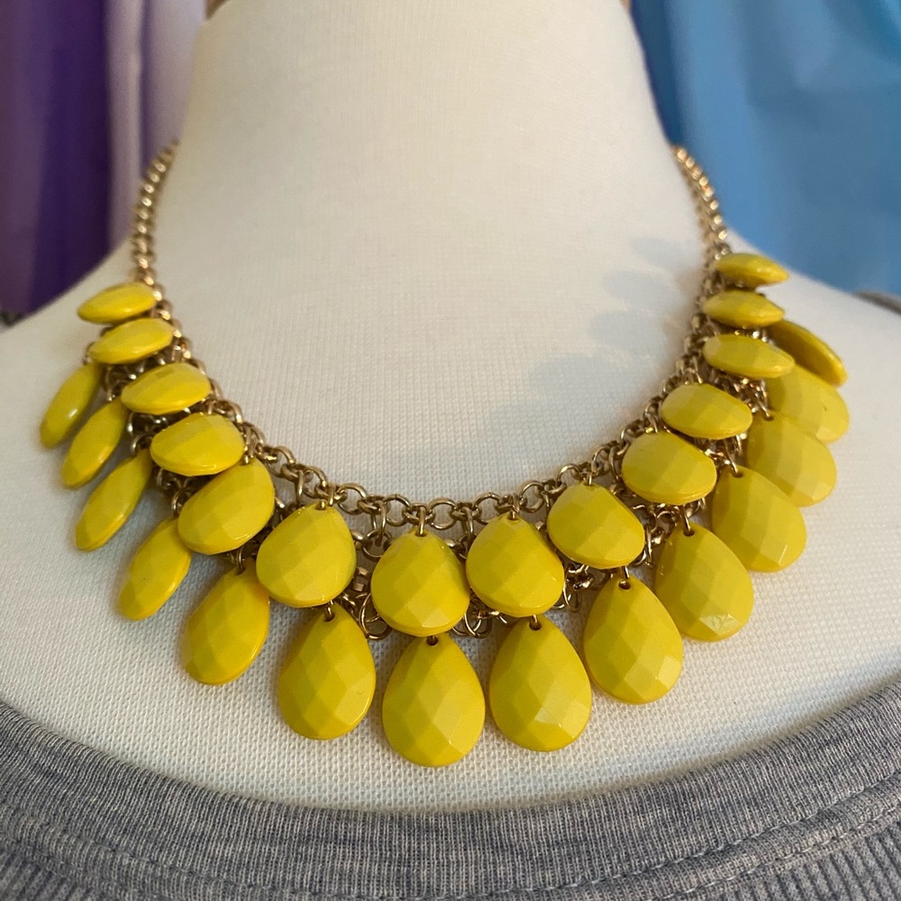 Statement Necklace - Picture 3 of 3